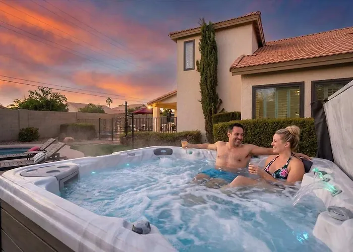 Holiday home Epic Family Pool Slide Putt Putt Theatre *